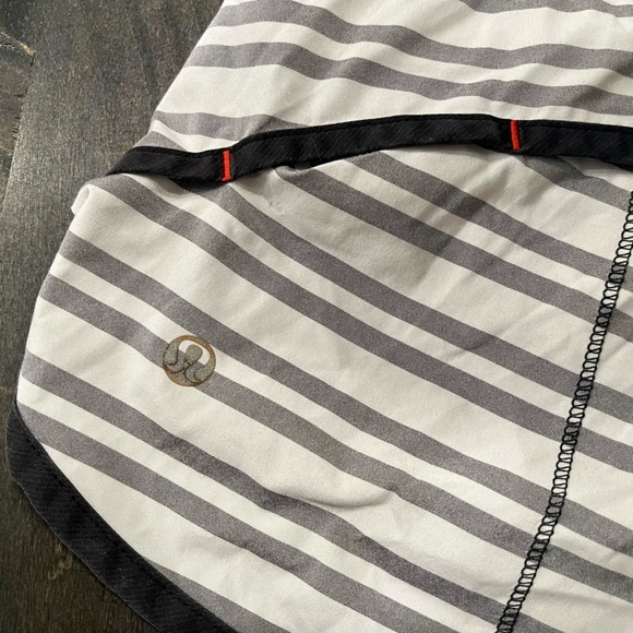 Pair of two lululemon Run Speed Up Low-Rise Lined Shorts - Picture 9 of 11